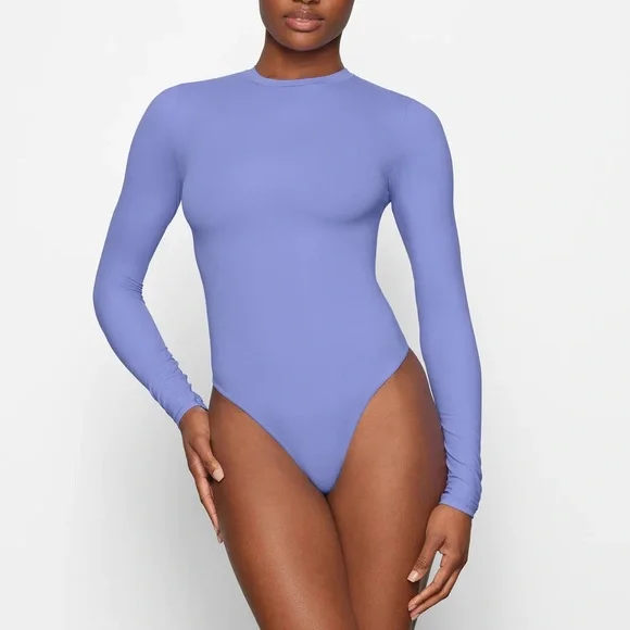 SKIMS Tops Skims Fits Everybody Long Sleeve Bodysuit Cielo